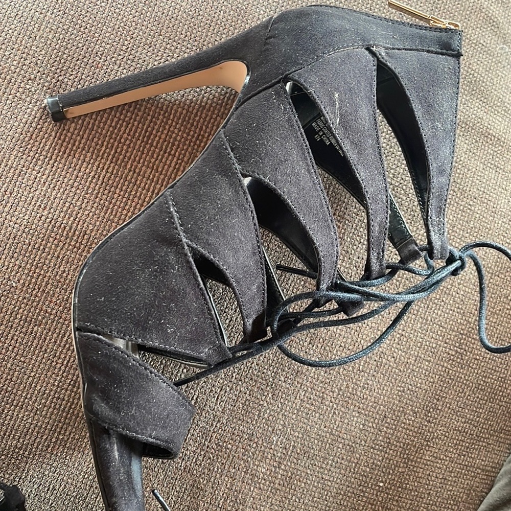 Black lace up heels 7 1/2